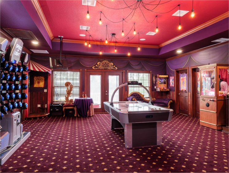 arcade house near Disney & Orlando, Florida