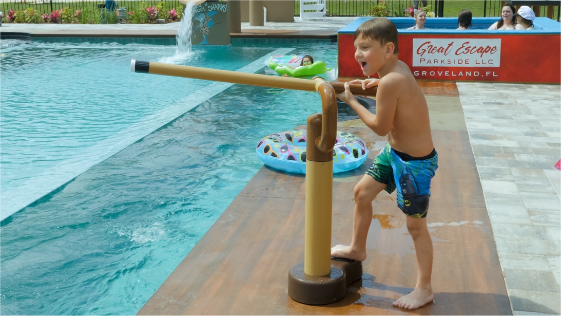 pool with water cannon near Orlando and Disney